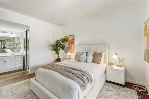 $425,000 | 2426 Pleasant Way, Unit E, Thousand Oaks, CA 91362