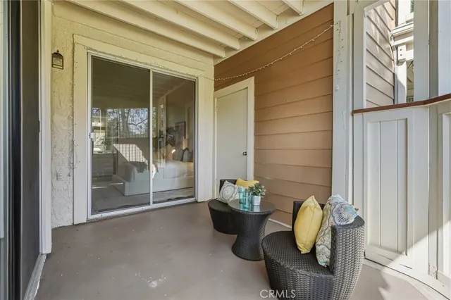 $425,000 | 2426 Pleasant Way, Unit E, Thousand Oaks, CA 91362