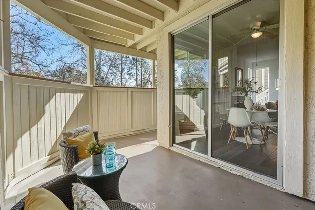 $425,000 | 2426 Pleasant Way, Unit E, Thousand Oaks, CA 91362