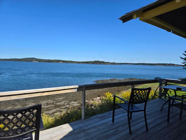 $1,900,000 | 24 Harris Point Road, Eastport, ME 04631