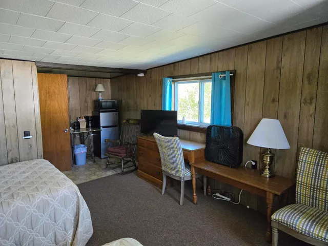 $1,900,000 | 24 Harris Point Road, Eastport, ME 04631