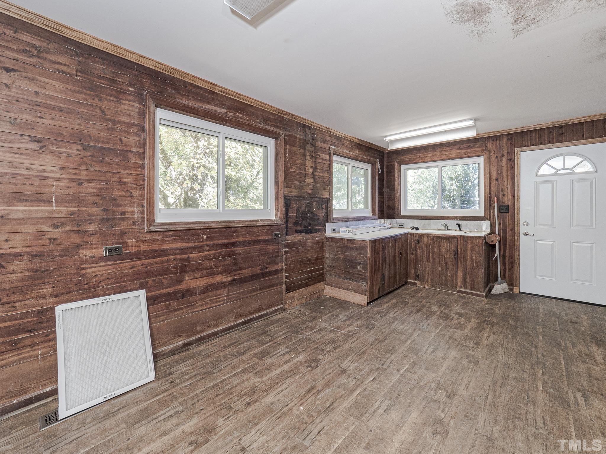 2413 Sparger Road Durham, NC 27705 - Photo 11 of 25 Gallery Image 11