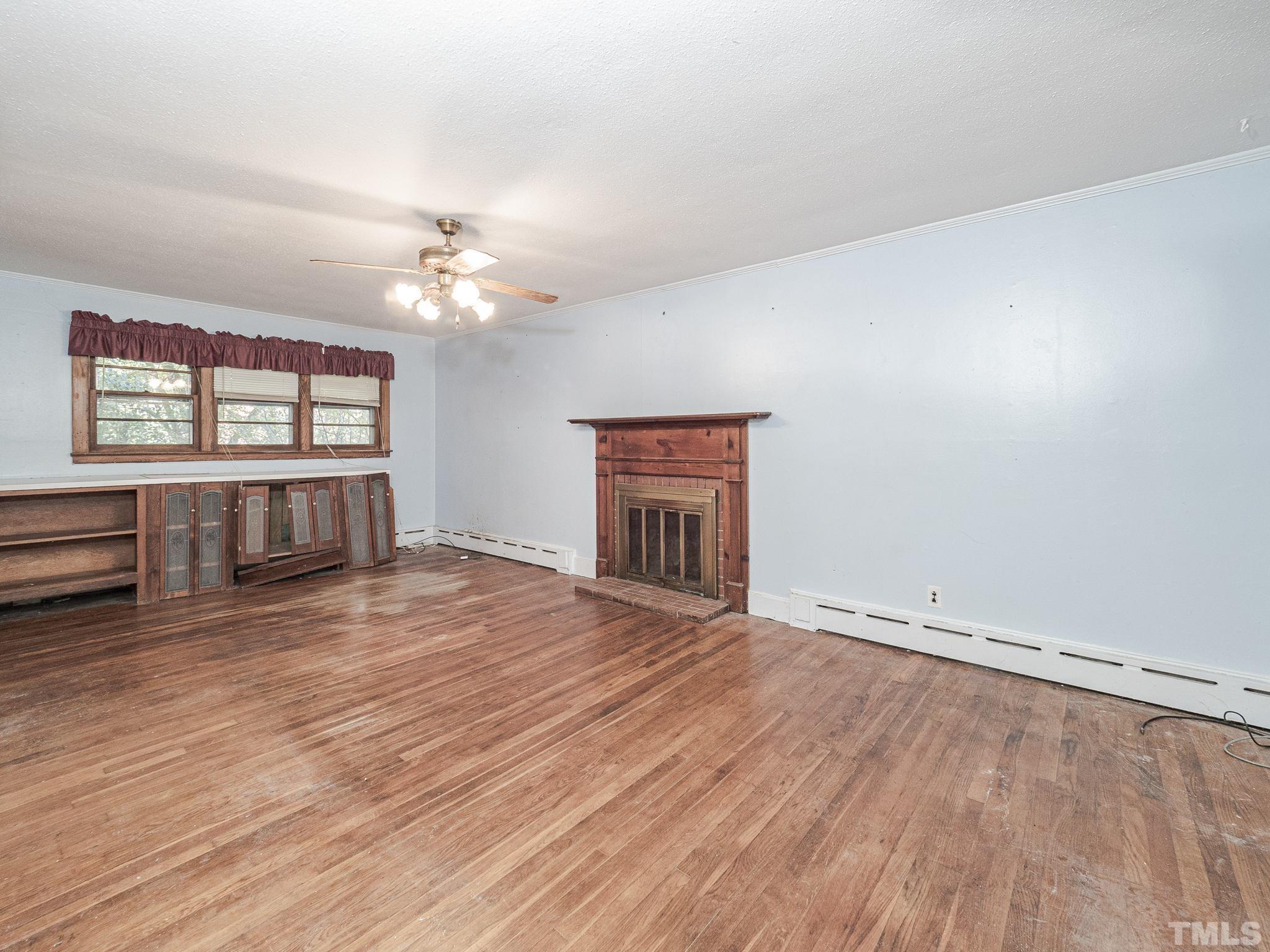 2413 Sparger Road Durham, NC 27705 - Photo 4 of 25 Gallery Image 4