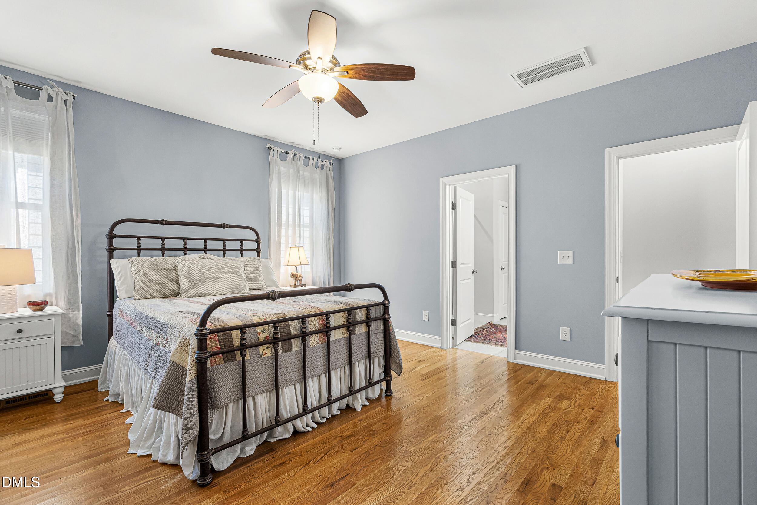 124 Cardinal Ridge Road Chapel Hill, NC 27516 - Photo 28 of 47 33_photos-32