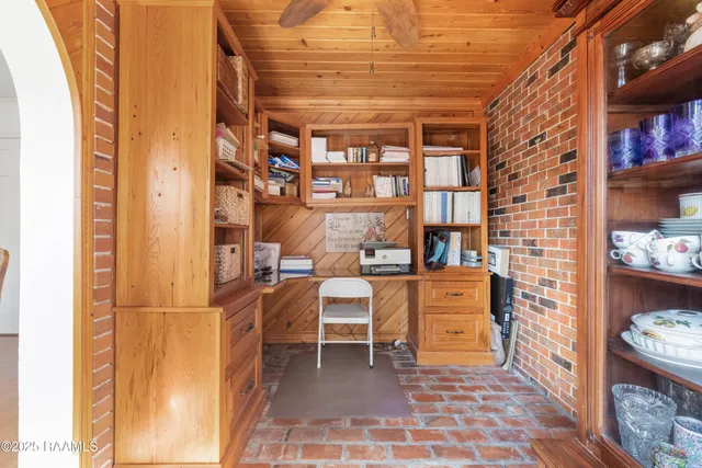 $320,000 | 404 Briargate Circle, Lafayette, LA 70503