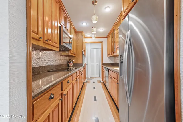 $320,000 | 404 Briargate Circle, Lafayette, LA 70503