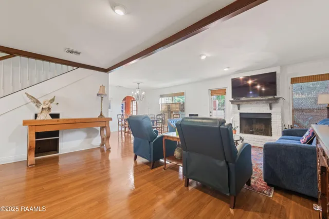 $320,000 | 404 Briargate Circle, Lafayette, LA 70503