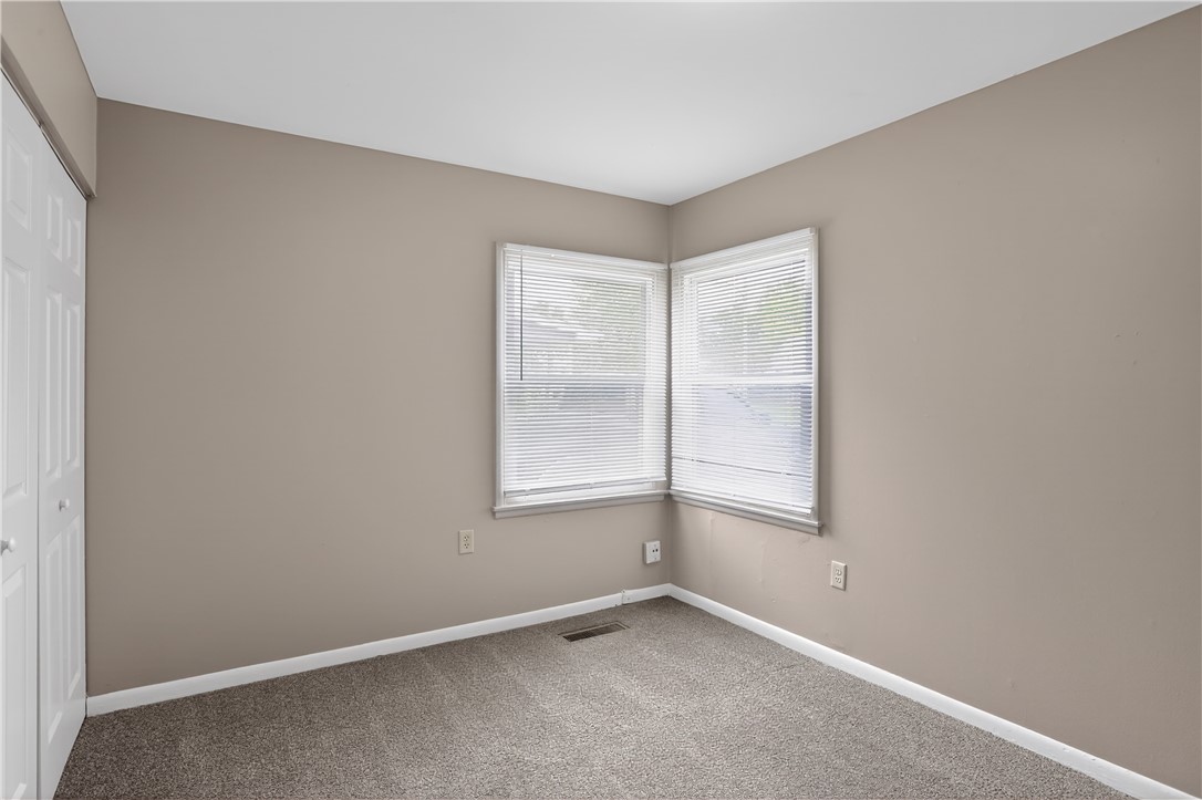 2217 South Hadley Road Springfield, OH 45505 - Photo 26 of 34