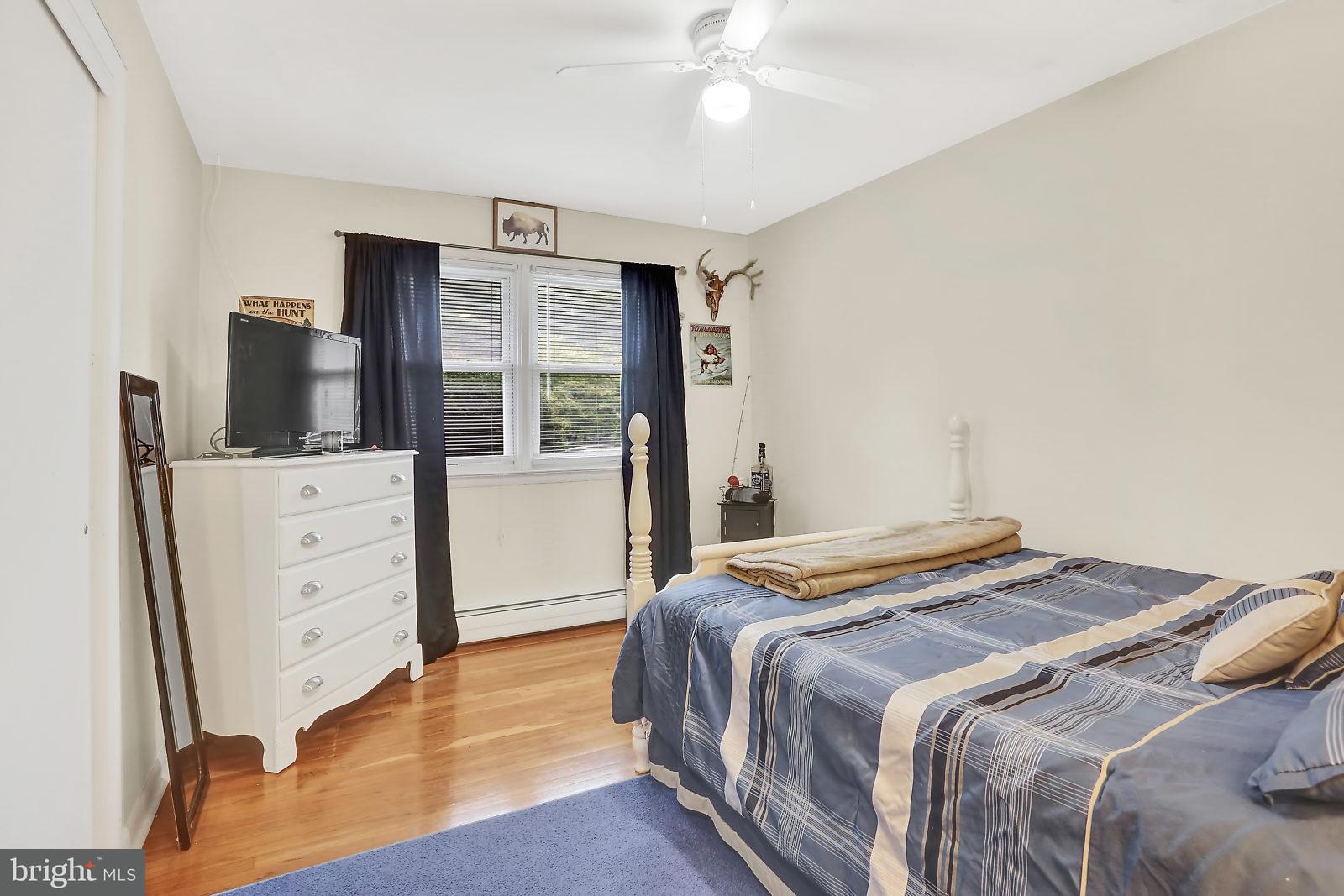 5611 Plainview Road Harrisburg, PA 17111 - Photo 13 of 25 Gallery Image 13
