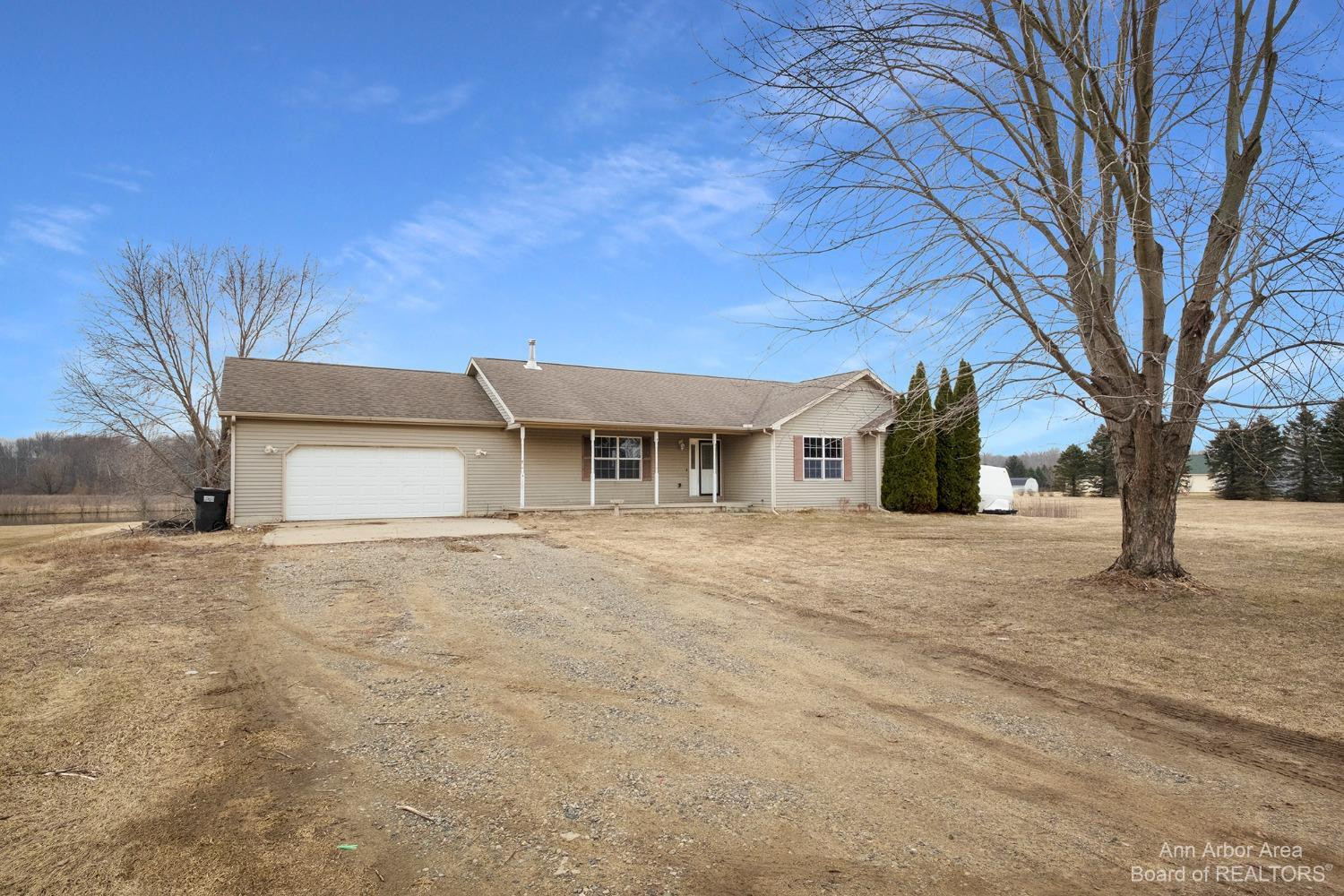 13484 Austin Road Brooklyn, MI 49230 - Photo 2 of 41 Photo 2