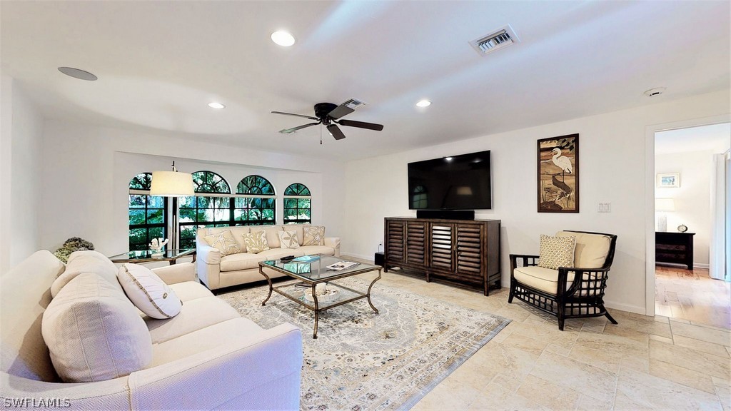 4739 Ruelle Sanibel, FL 33957 - Photo 12 of 30 Gallery Image 12