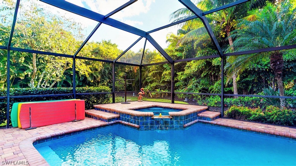 4739 Ruelle Sanibel, FL 33957 - Photo 8 of 30 Gallery Image 8