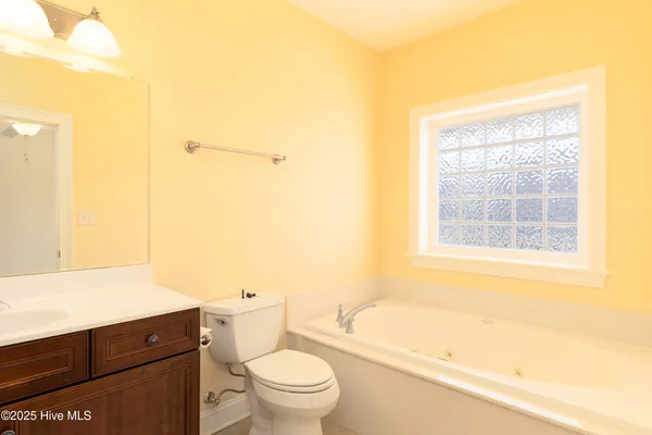 $318,000 | 152 Wharf Landing Drive, Unit C, Edenton, NC 27932