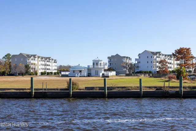 $318,000 | 152 Wharf Landing Drive, Unit C, Edenton, NC 27932