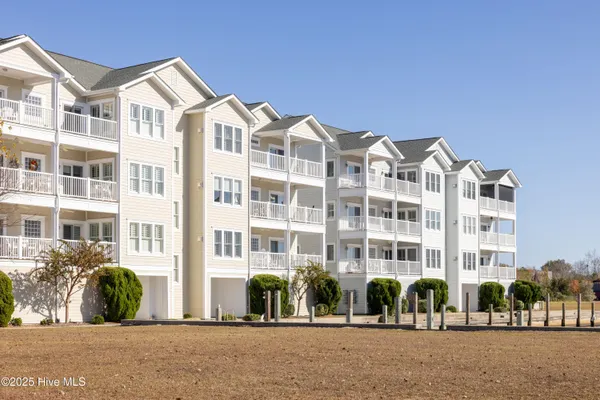 $318,000 | 152 Wharf Landing Drive, Unit C, Edenton, NC 27932