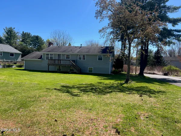 $478,300 | 25 Pine Street, Bethlehem, NY 12203