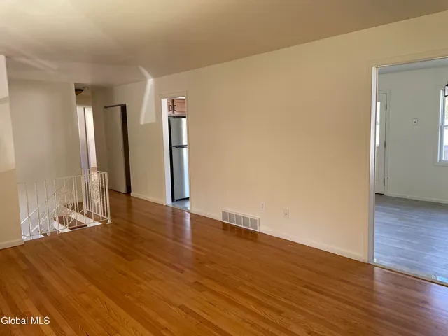 $487,300 | 25 Pine Street, Bethlehem, NY 12203