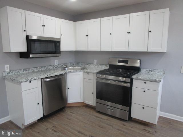 1059 Laurel Road Sharon Hill, PA 19079 - Photo 4 of 15 Gallery Image 4