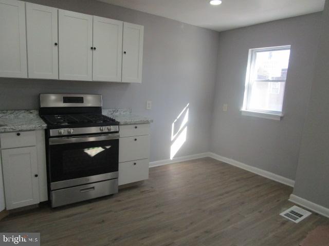 1059 Laurel Road Sharon Hill, PA 19079 - Photo 5 of 15 Gallery Image 5
