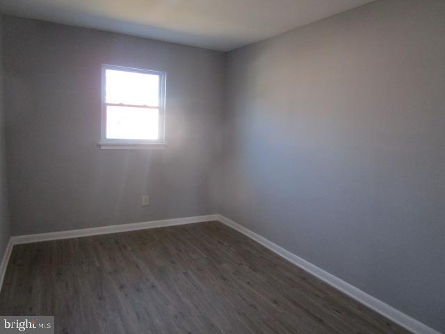 1059 Laurel Road Sharon Hill, PA 19079 - Photo 6 of 15 Gallery Image 6