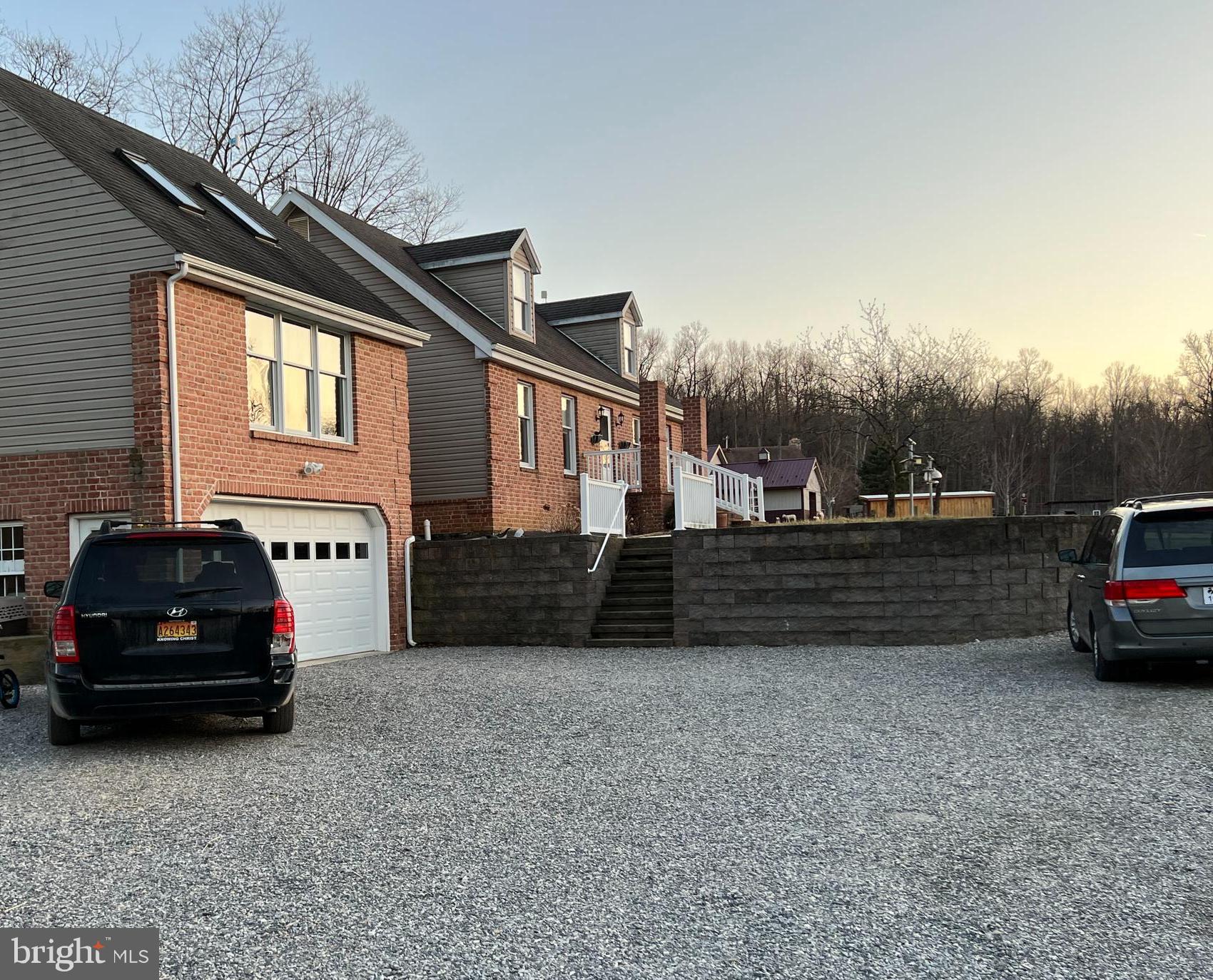 11733 Pleasant Valley Road Smithsburg, MD 21783 - Photo 3 of 47 Lots of parking