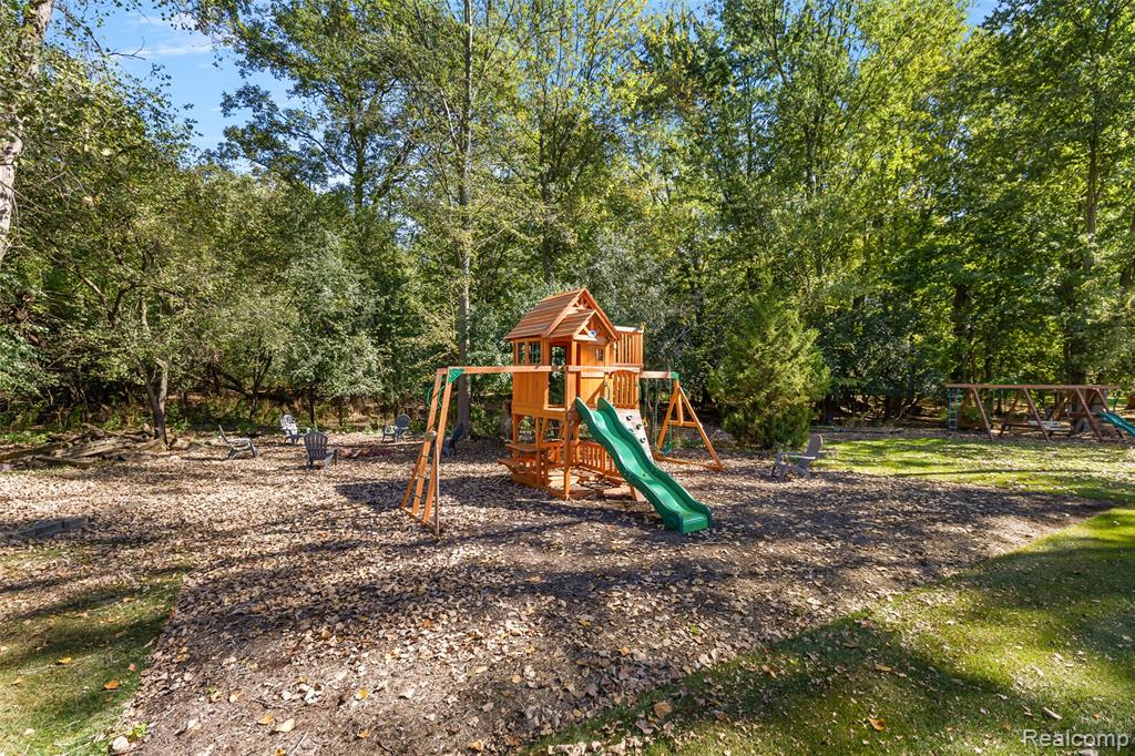 1298 West Fairview Lane Rochester Hills, MI 48306 - Photo 10 of 68