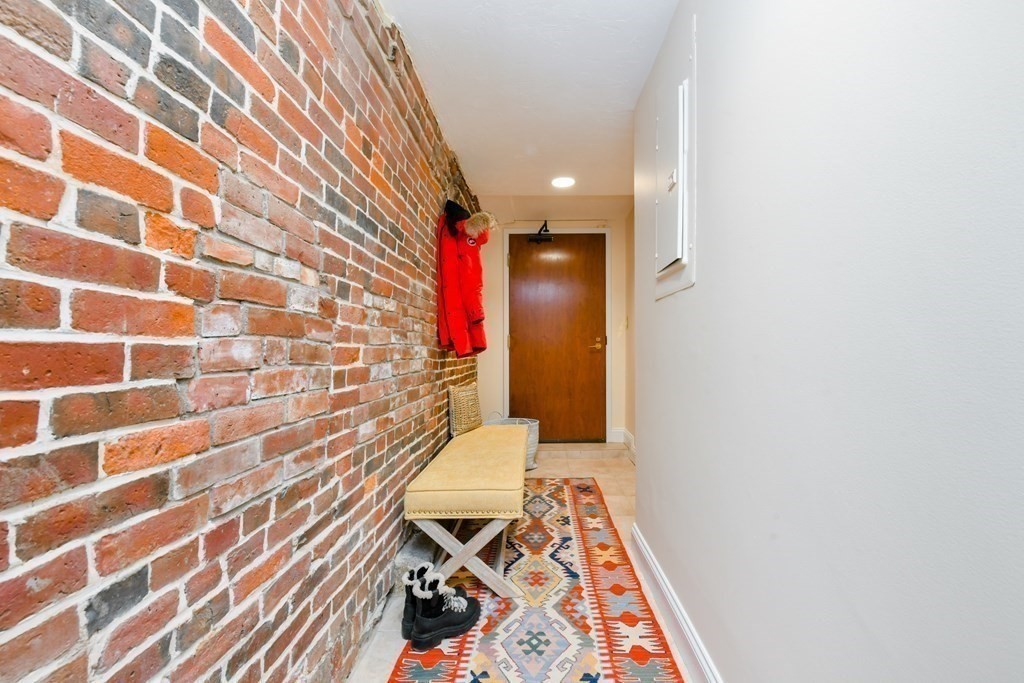 100 Fulton Street, Unit 1D Boston, MA 02109 - Photo 15 of 20