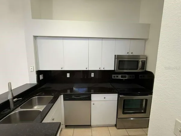 $1,200 | 5117 City Street, Unit 734, Orlando, FL 32839