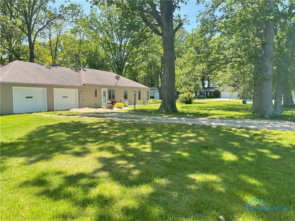 1547 Latcha Road Millbury, OH 43447 - Photo 7 of 34 Gallery Image 7