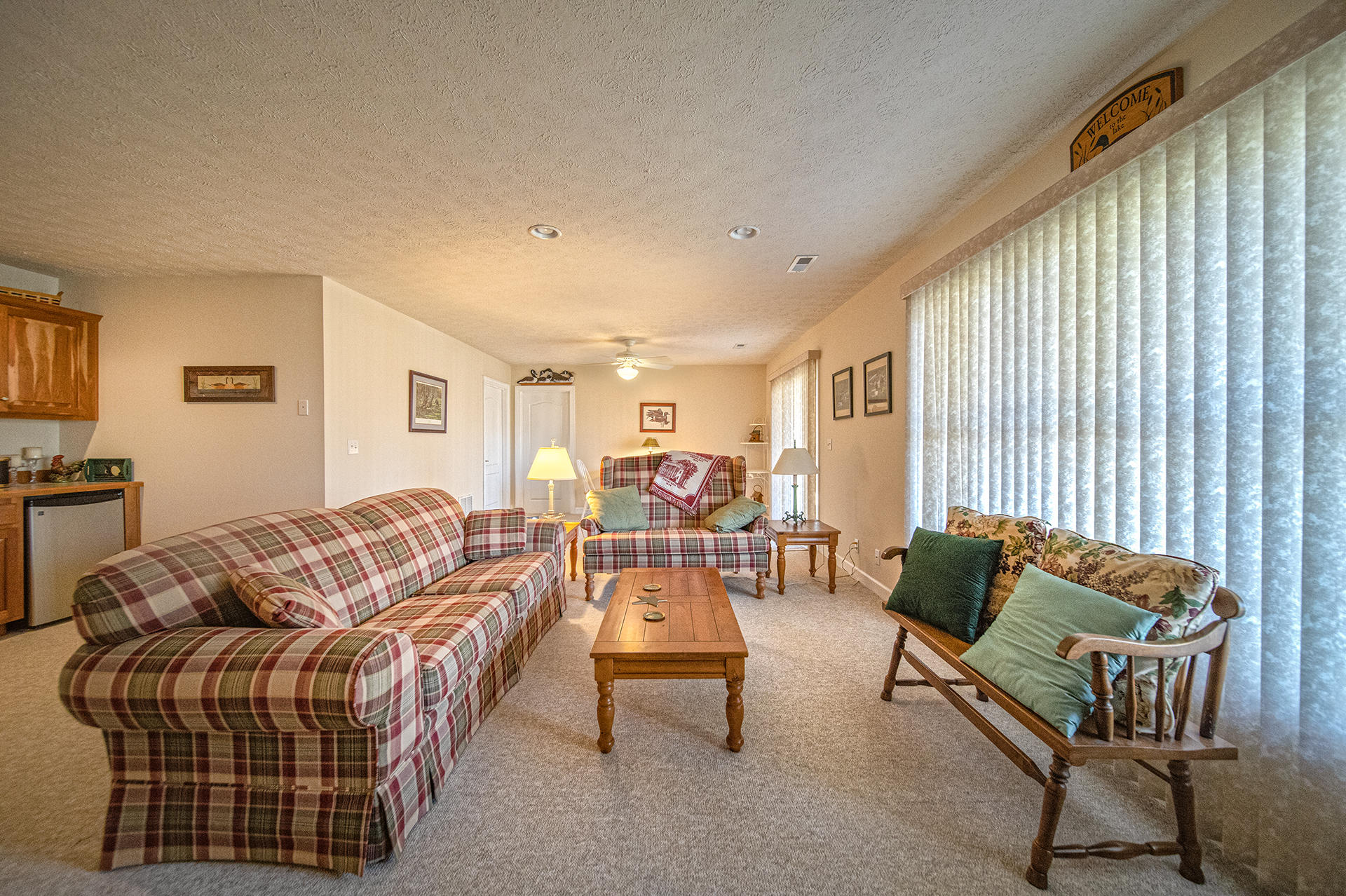 114 Woodley Road Moneta, VA 24121 - Photo 27 of 50 Family room