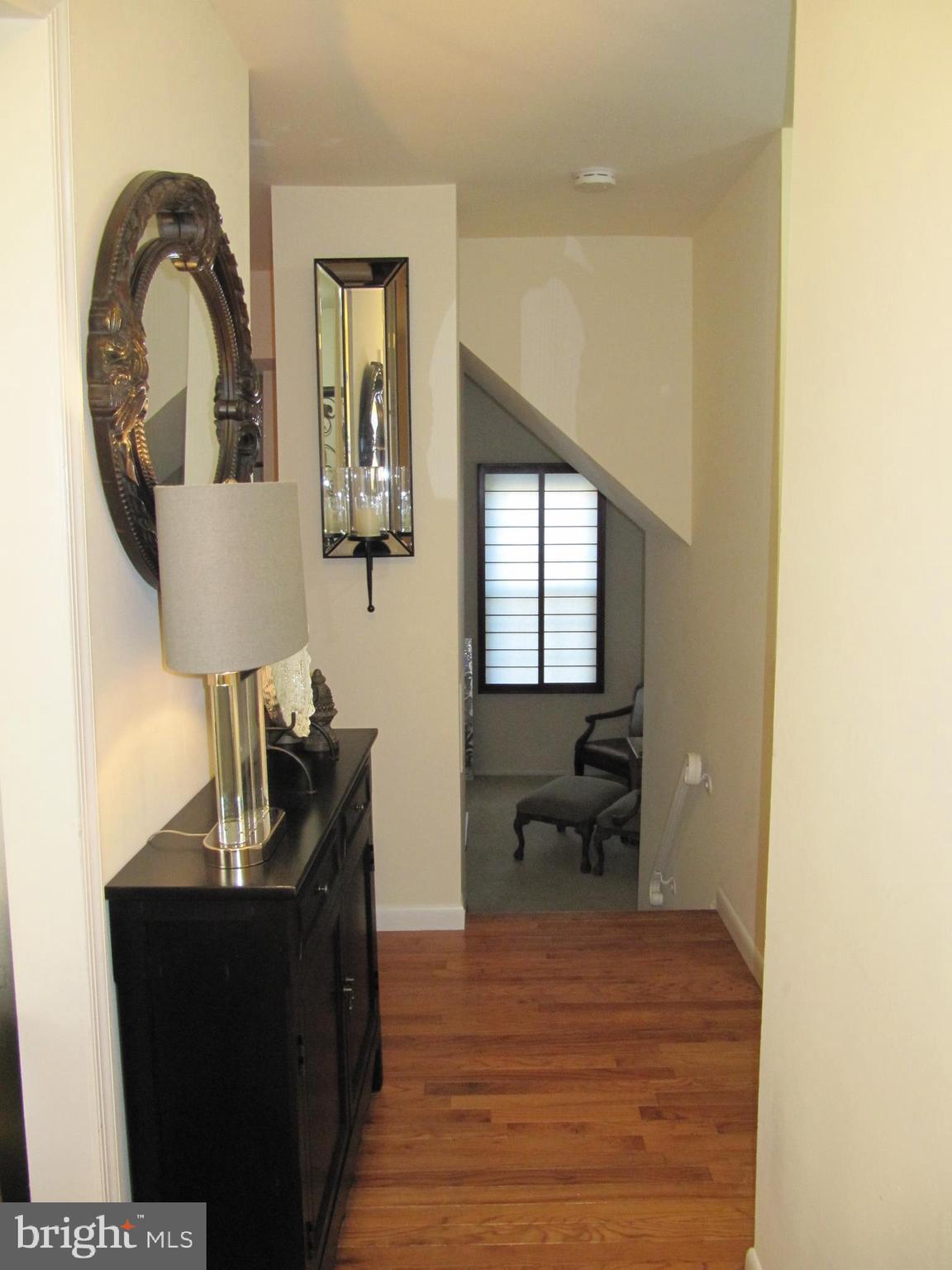8396 Uxbridge Court Springfield, VA 22151 - Photo 3 of 37 Entry Way as Currently Furnished