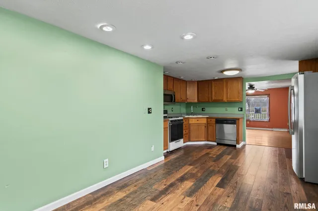 $99,000 | 220 East Wilcox Street, Springfield, IL 62707