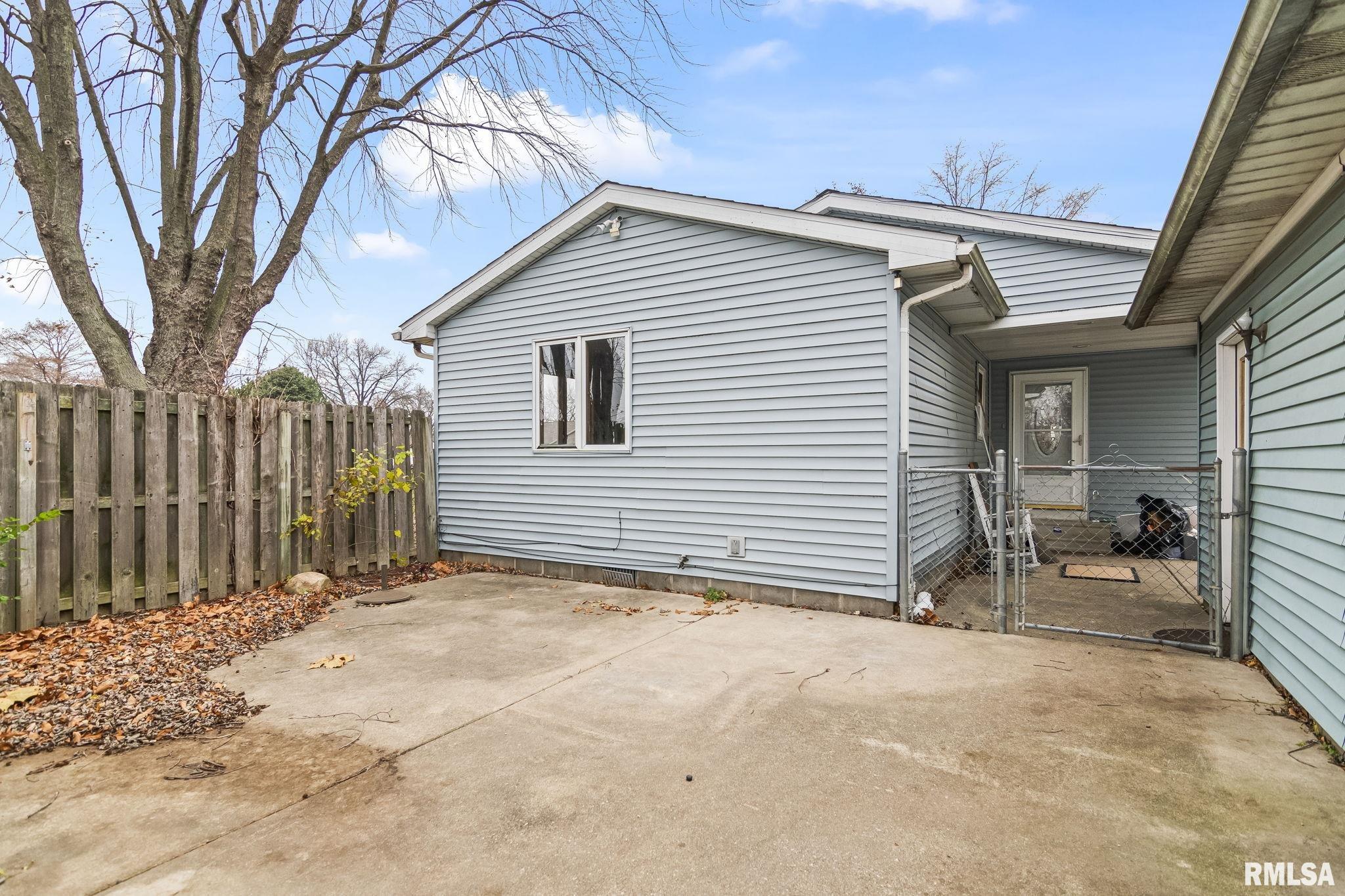 220 East Wilcox Street Springfield, IL 62707 - Photo 8 of 36