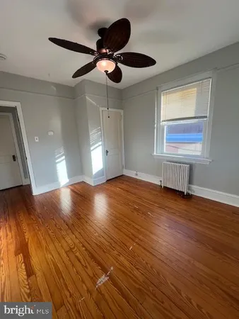 $1,550 | 111 East Main Street, Maple Shade, NJ 08052