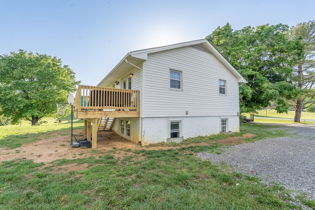 892 Ivanhoe Road Max Meadows, VA 24360 - Photo 34 of 40 Gallery Image 34