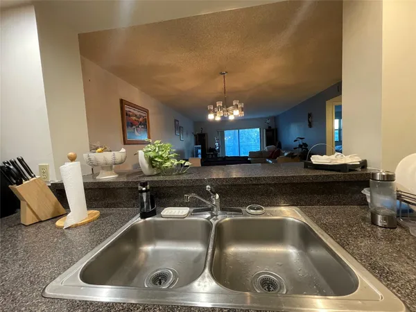 $2,500 | 16141 Blatt Boulevard, Weston, FL 33326