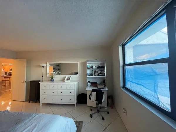 $2,500 | 16141 Blatt Boulevard, Weston, FL 33326