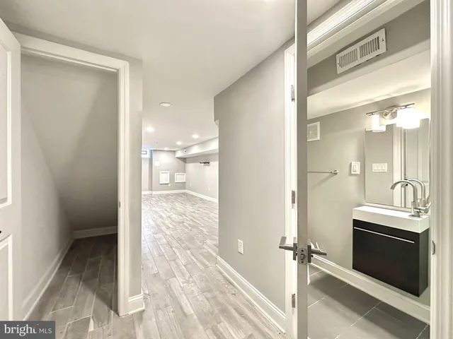 $2,500 | 2514 West Seybert Street, Philadelphia, PA 19121