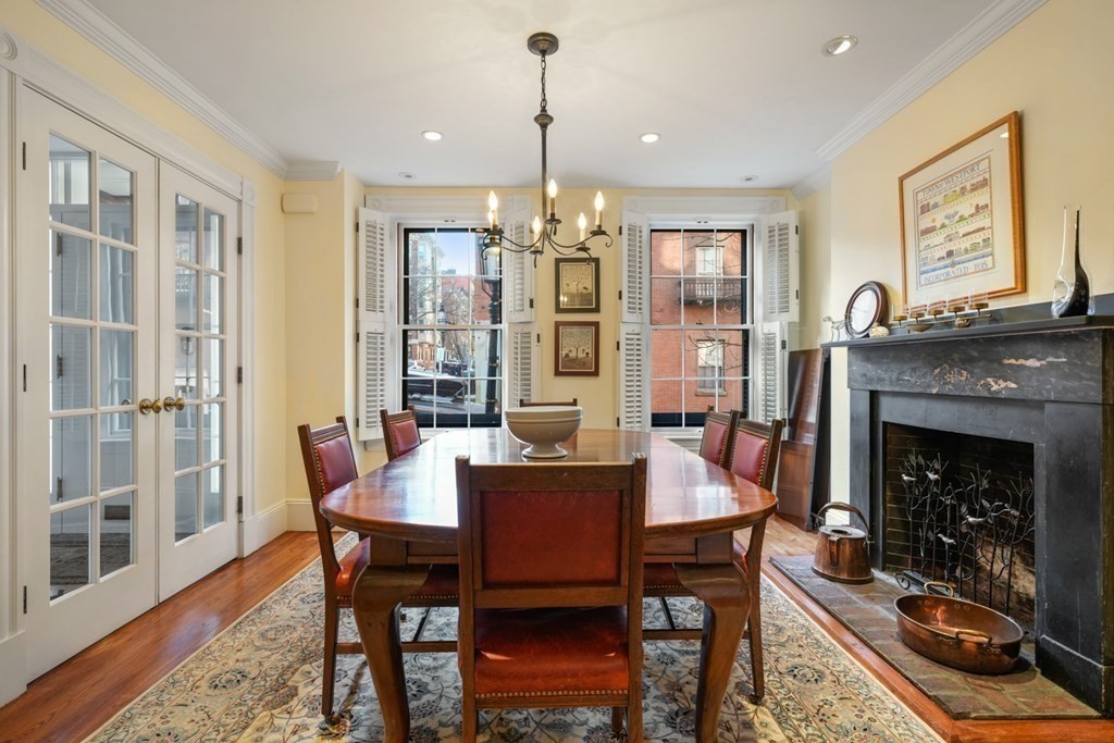 28 Irving Street Boston, MA 02114 - Photo 11 of 34