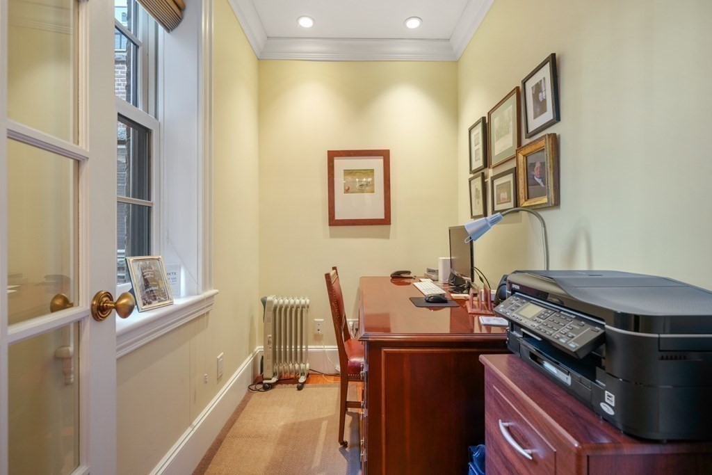 28 Irving Street Boston, MA 02114 - Photo 13 of 34