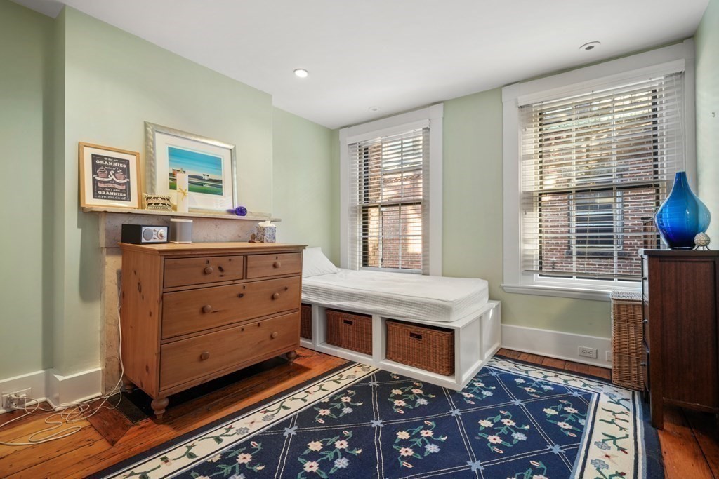 28 Irving Street Boston, MA 02114 - Photo 26 of 34
