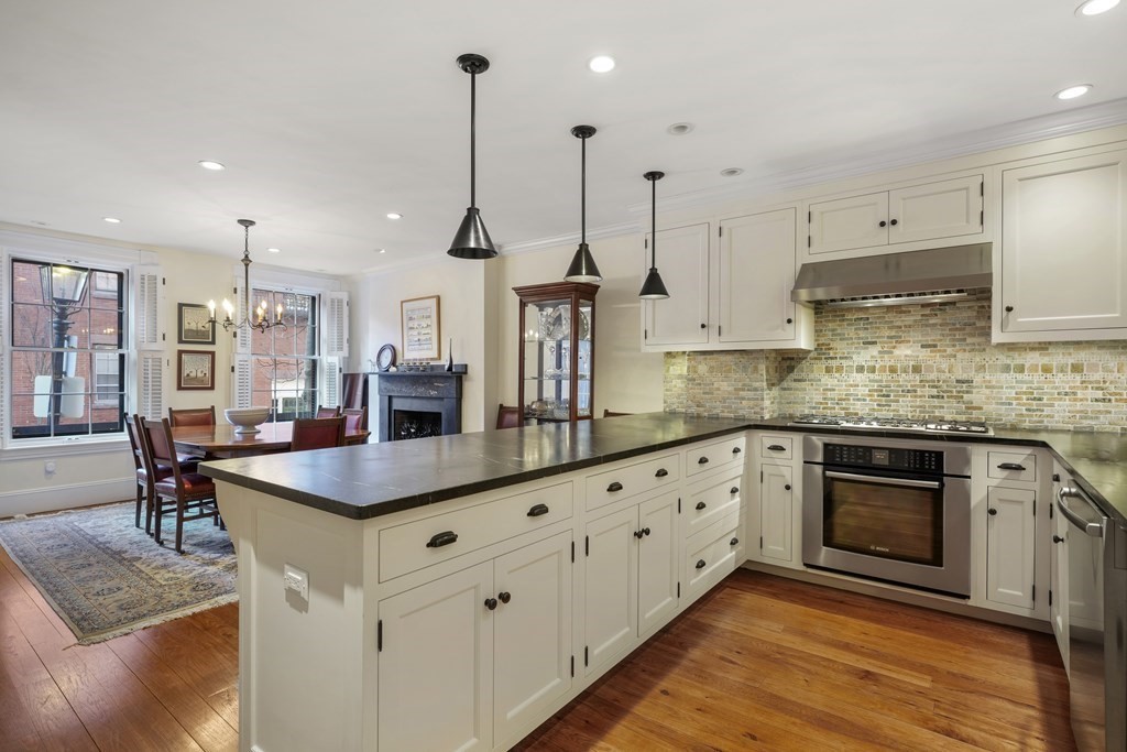 28 Irving Street Boston, MA 02114 - Photo 9 of 34