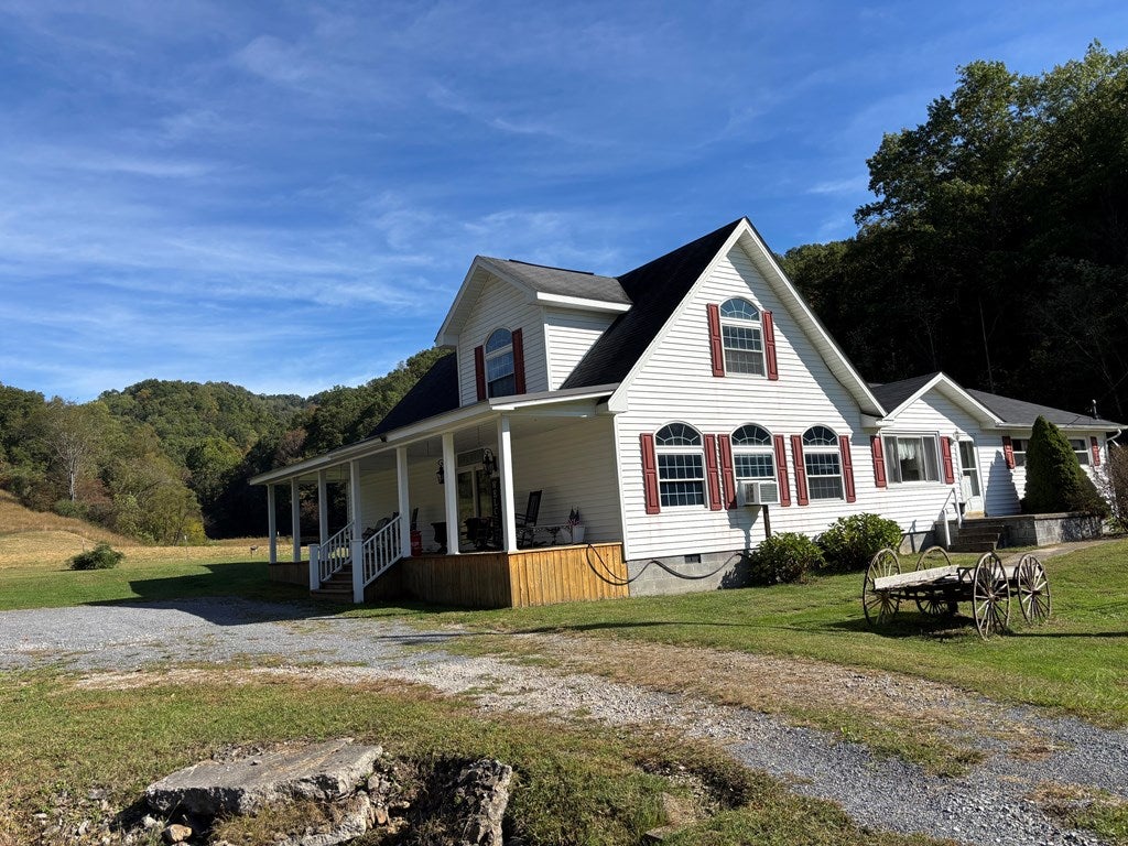 290 Dillon Creek Road Beckley, WV 25801 - Photo 3 of 88 Gallery Image 3