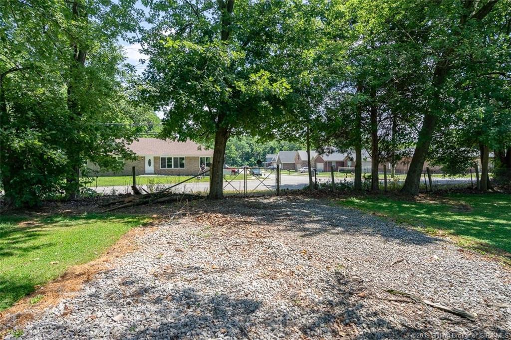 4716 Grant Line Road New Albany, IN 47150 - Photo 18 of 37 Gallery Image 18
