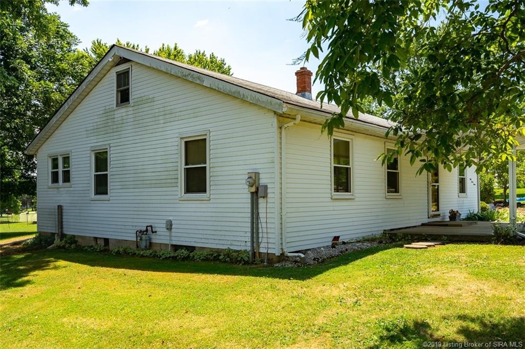 4716 Grant Line Road New Albany, IN 47150 - Photo 4 of 37 Gallery Image 4