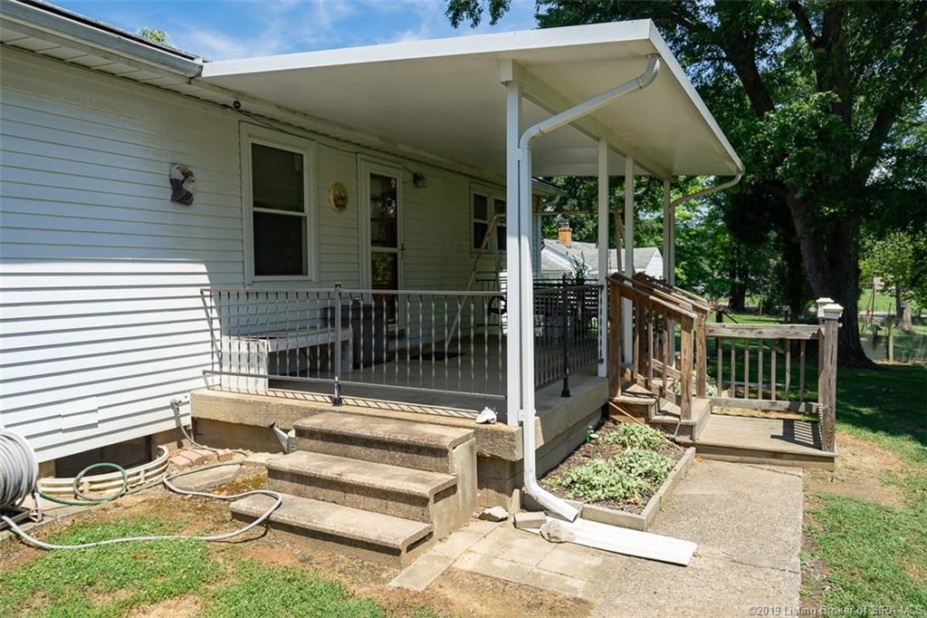 4716 Grant Line Road New Albany, IN 47150 - Photo 6 of 37 Gallery Image 6
