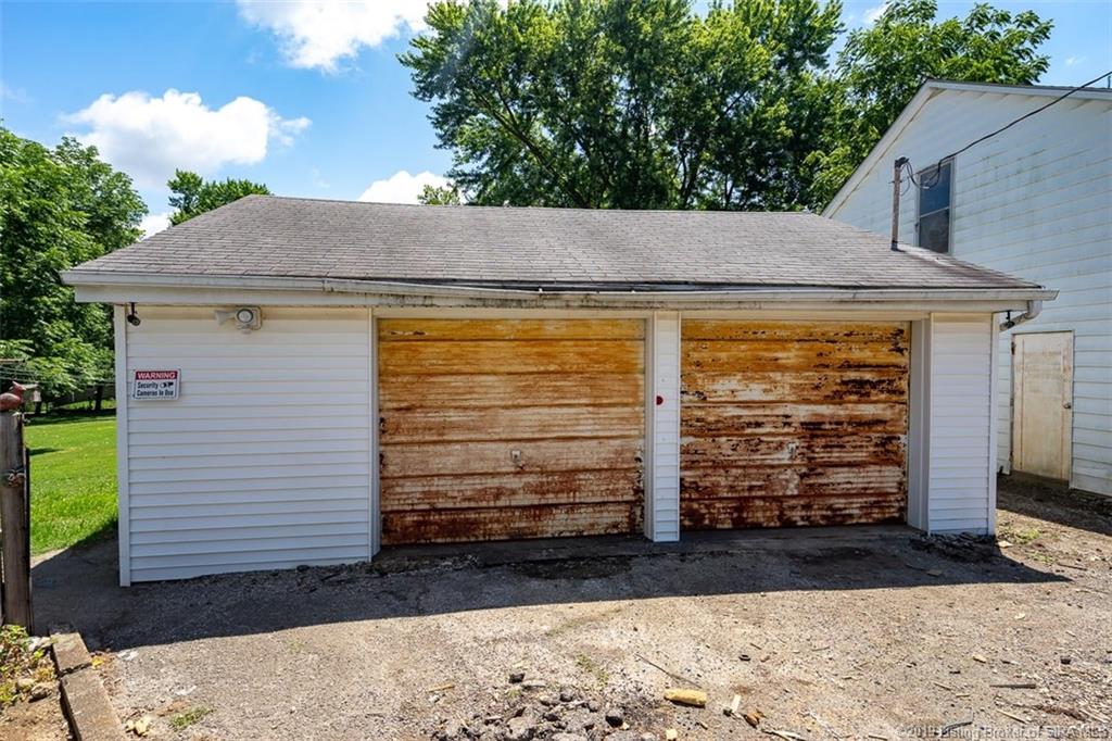 4716 Grant Line Road New Albany, IN 47150 - Photo 8 of 37 Gallery Image 8