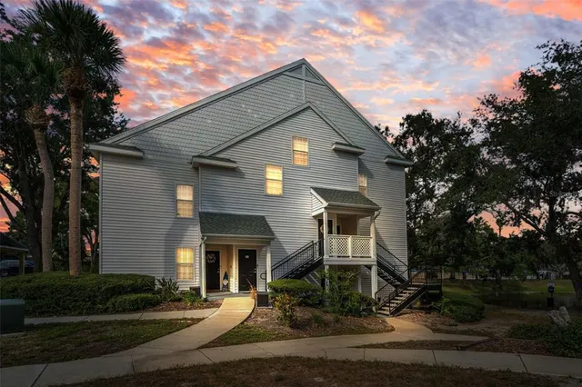 $204,900 | 3261 Haviland Court, Unit 203, Palm Harbor, FL 34684