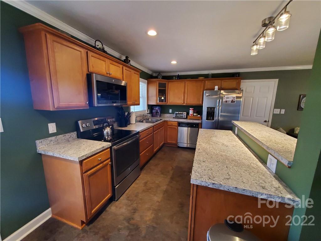 209 Conley Road Morganton, NC 28655 - Photo 3 of 14 Gallery Image 3