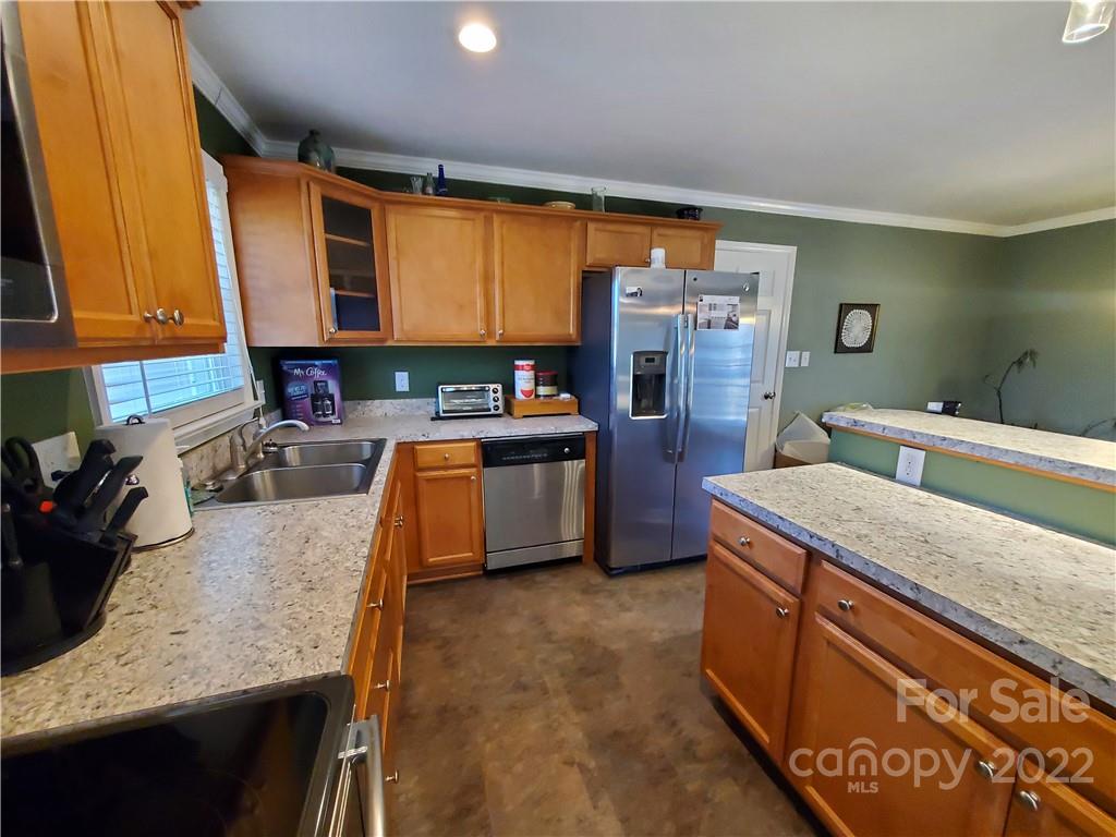 209 Conley Road Morganton, NC 28655 - Photo 5 of 14 Gallery Image 5